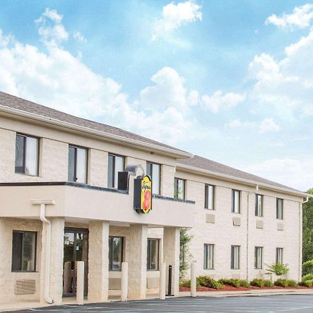 Hotel Super 8 By Wyndham Bedford Extérieur photo