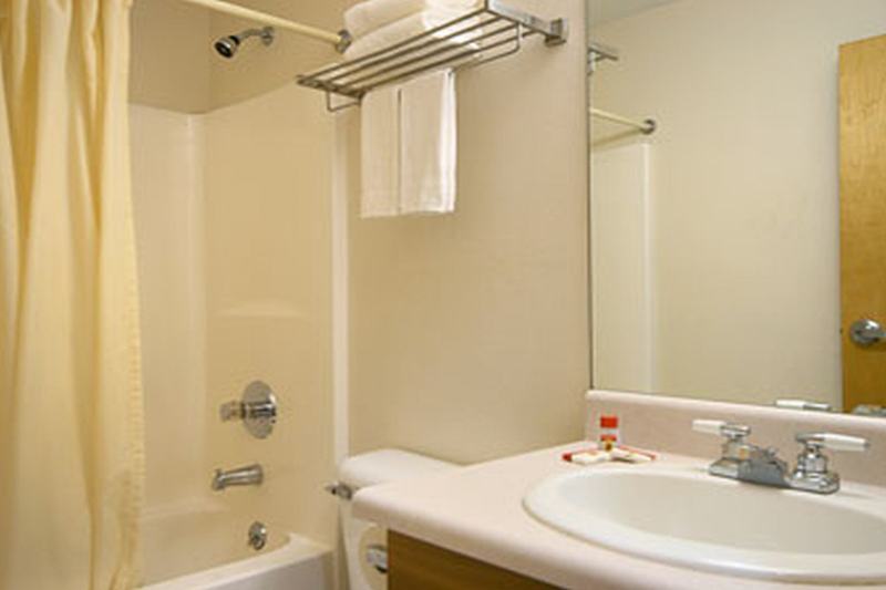 Hotel Super 8 By Wyndham Bedford Chambre photo
